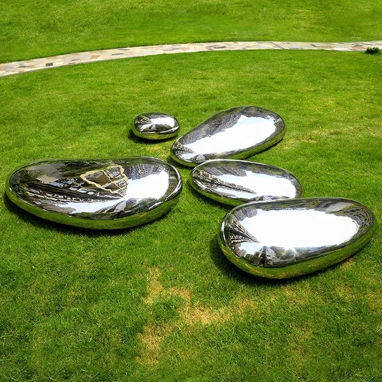 Modern Outdoor Metal Crafts Fire Resistant Art Cone Geometric Abstract Metal Garden Decoration Bebble Stainless Steel Sculpture