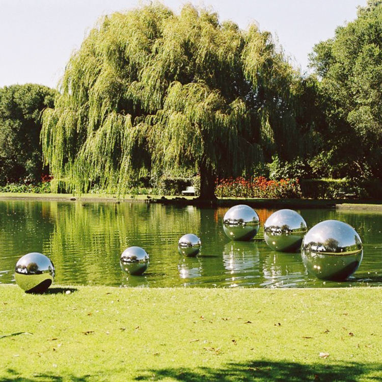 Modern Outdoor Garden Decoration Large Hollow Sphere Mirror Polished Metal Sphere Statue Stainless Steel Ball Sculpture